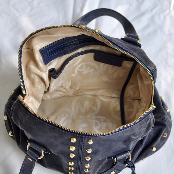 Michael Kors Soft Leather Navy Satchel - Picture 3 of 5